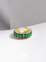 SPARKLING HALO - GOLDEN EMBELLISHED RING (GREEN)