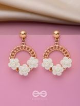 The Milky Blooms - Golden Earrings