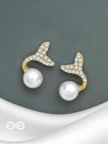 MYSTIC MERMAID TAILS - GOLDEN EMBELLISHED EARRINGS
