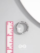 SHADOW SPELLS- STATEMENT SILVER RING (ADJUSTABLE)
