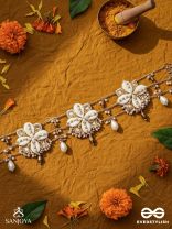 Stavkini - The Shell Bouquet - Shells, Mirrors, Beads And Glass Drops Hand Embroidered Kamarbandh