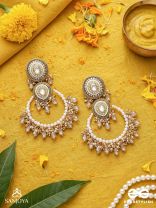Suvarnkantika – Golden radiance – Gold toned, Kundan embellished earrings with pearl and bead danglers
