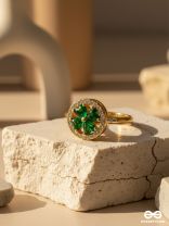 EMERALD ESSENCE - ANXIETY SPINNING RING INLAID WITH CUBIC ZICRONIA STONES