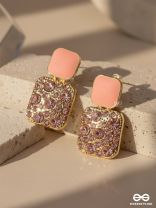 CRYSTAL BYTE – PEACH SHINE STUDS WITH CRYSTAL-CANDY STONES