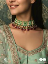 TAPANSHRI – BRIGHT RAY – GOLD CUTWORK MOTIF WITH REFLECTIVE STONES AND PINK BEAD CHOKER NECKLACE