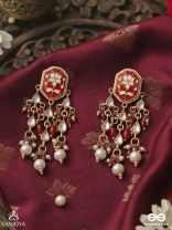 SINDURIMA – SACRED CRIMSON BEAUTY – TRADITIONAL KUNDAN EARRINGS WITH RED ACCENTS AND PEARL HANGINGS