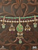 HARITIKA – GRACE OF GREEN – KUNDAN CHOKER NECKLACE WITH GREEN STONE ACCENTS AND PEARL DROPS