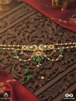 HARITSHRINGA – ORNAMENT OF GREEN GRACE – KUNDAN NECKLACE WITH EMERALD STONE CENTRES, DRAPED CHAINS AND GREEN BEAD DROPS