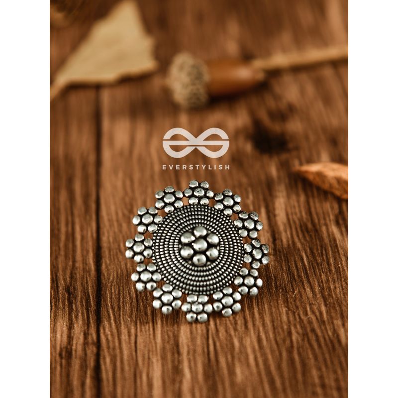 The Floral Artwork - Oxidised Boho Ring