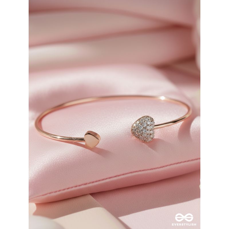 Golden Heart Rhinestone Bracelet