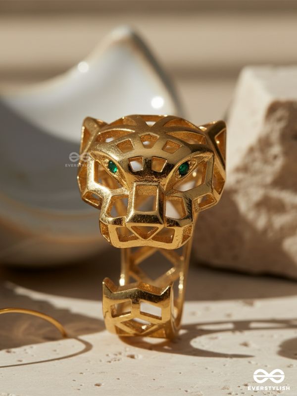 HEAR ME ROAR - LEOPARD DESIGN GOLD PLATED LUXURY RING