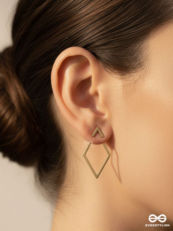 PRISM CHARM-CASUAL DAILY WEAR STUDS