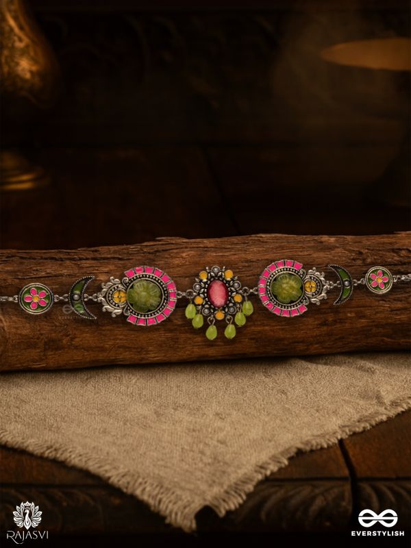 FLORAL FLARE - STATEMENT OXIDISED CHOKER