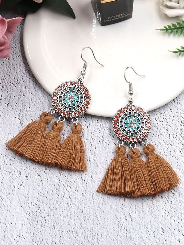 Vibrant motifs Dreamcatcher Tassel Earrings- Golden Brown