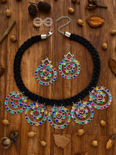 The Coloursplashed Enigma - Set of Statement Neckpiece and Earrings