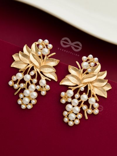 The Reminiscence of Nature - Statement Pearl Stud Earrings (Golden)