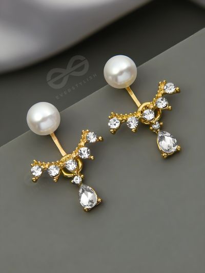 The Majestic Pearl Chandeliers - Golden Statement Earrings