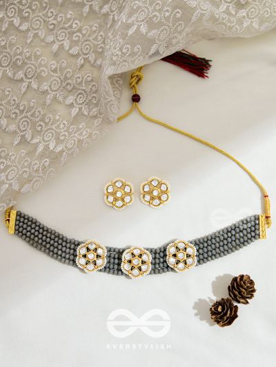 The Classy Elegance - Set of Statement Choker and Studs (Gray)