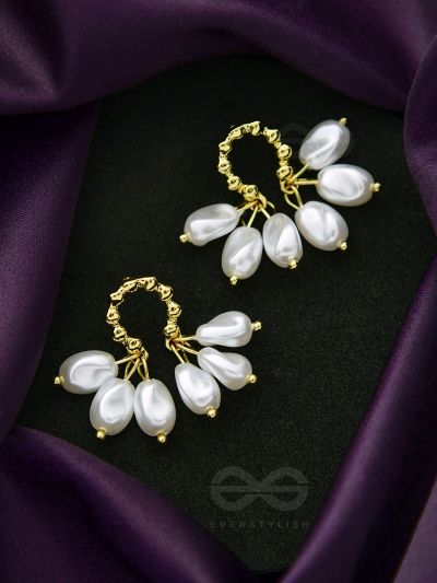 Budding Blossoms- Golden Pearl Earrings