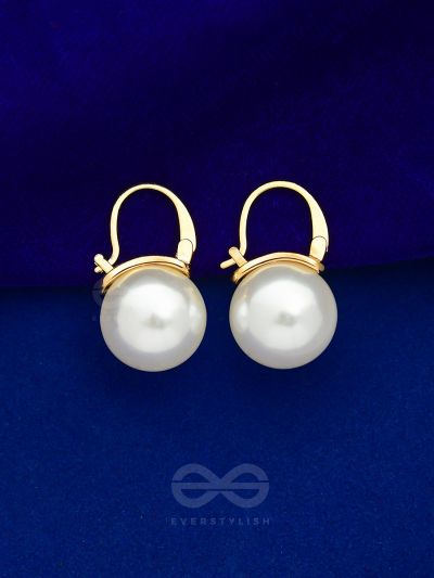 Tears of Mermaid- Golden Pearl Earrings