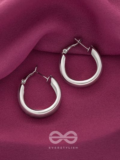 Twinkling Orbits- Silver Hoop Earrings