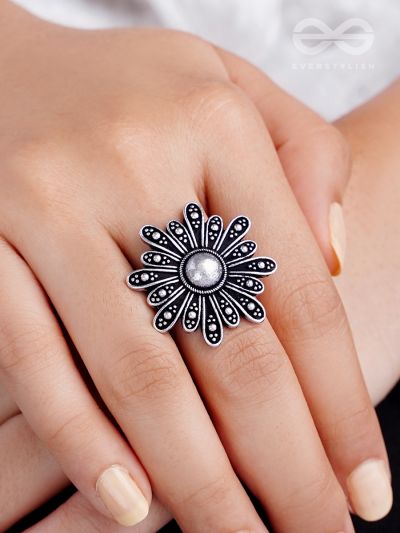 The Beaming Bloom- Oxidised Statement Ring