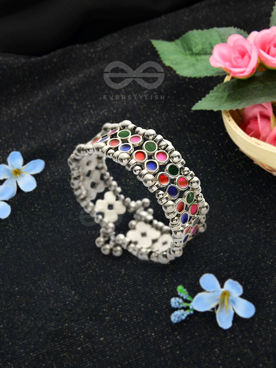Moon Knight Bracelet.🤍✨ . . . Made in 18k/14kt BIS hallmarked gold . . . .  . . . #miscaro #diamonds #finejewelry #delicate… | Instagram