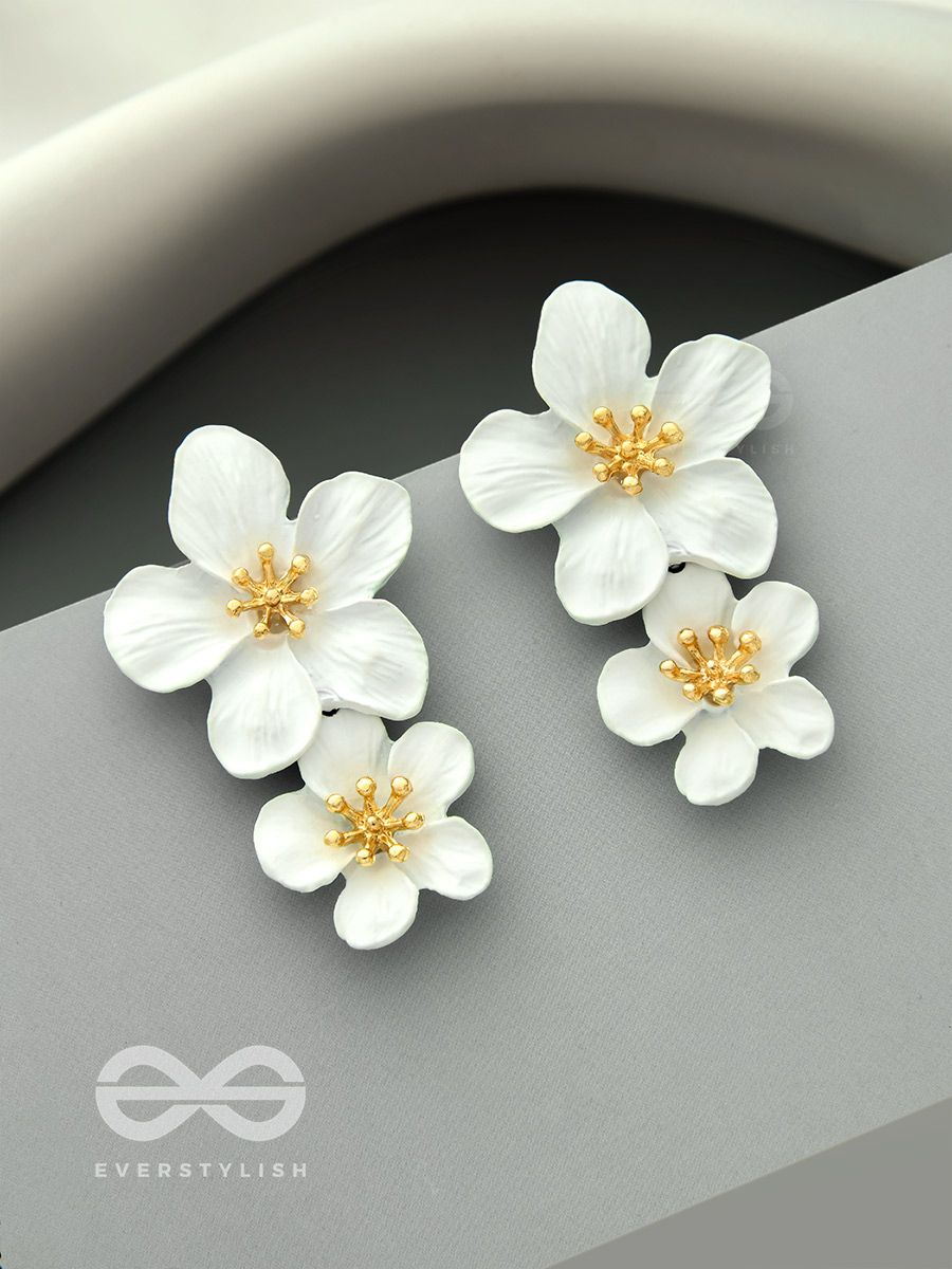 Flower Earrings. White Flower Earrings. Daisy Flower Earrings. - Etsy | White  flower earring, Daisy flower, Flower jewellery