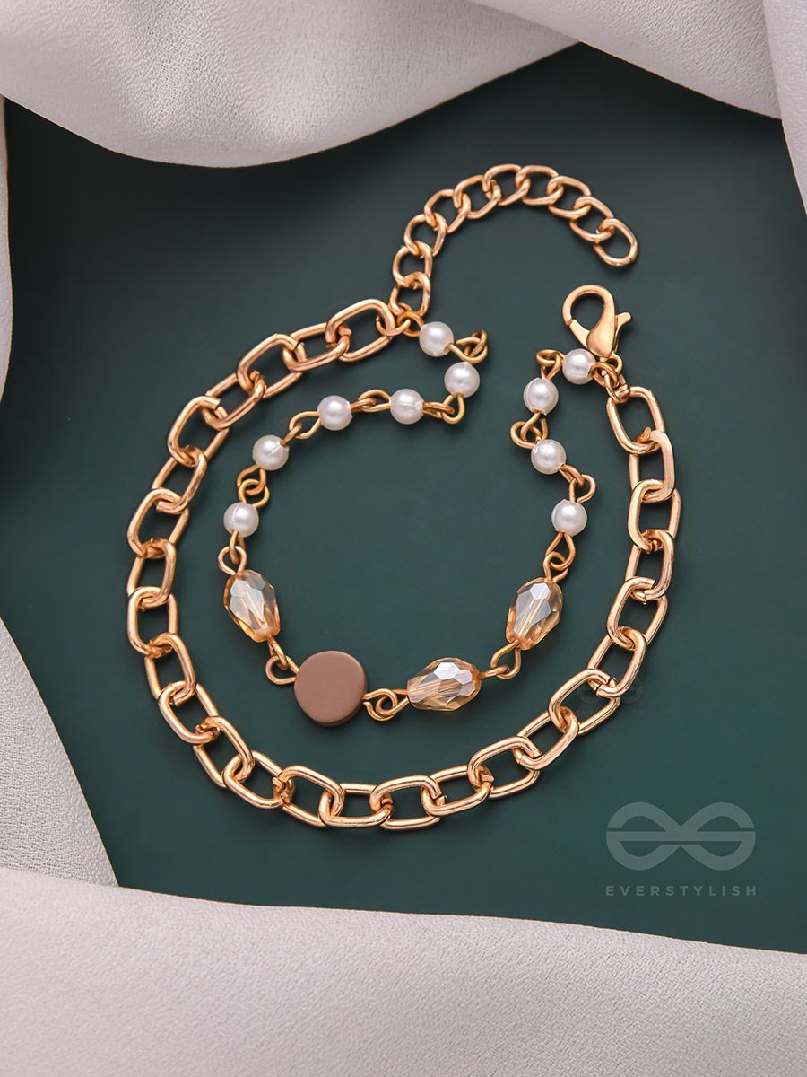 Earrings by Everstylish | Indian jewellery design earrings, Jewelry design  earrings, Gold bangles design