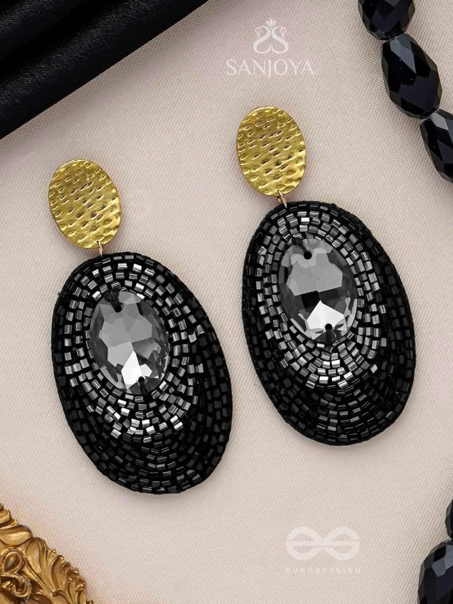 En 2022 New Black Color Butterfly Earrings Set Woman Fashion Vintage  Fashion Women Yingyang Heart Shape Earrings Girls Jewelry - Dangle Earrings  - AliExpress