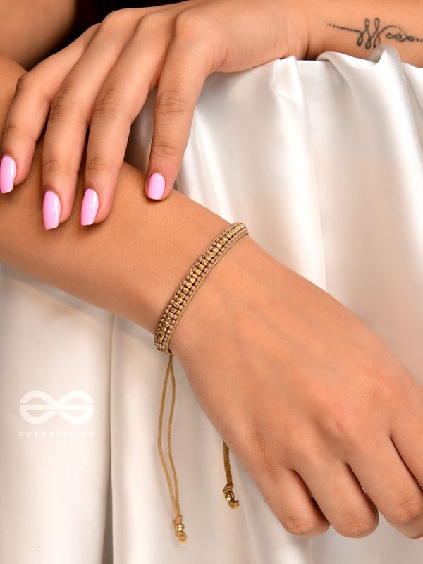 The Golden Glimmer- Beaded Knot Bracelet