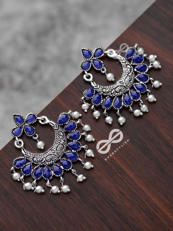 The Elegance of Royalty (Sapphire Blue) - Embellished Oxidised Earrings