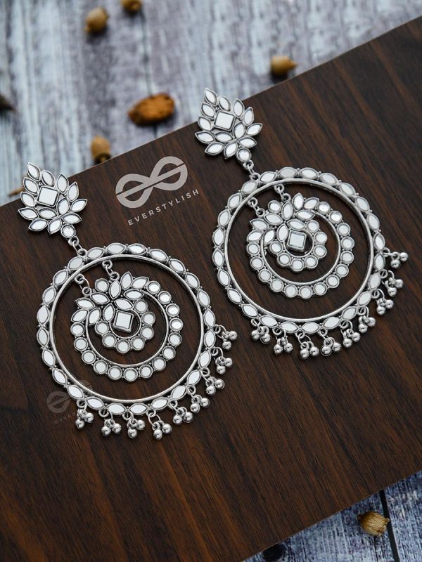 The Mirrors of Elegance - Statement Danglers