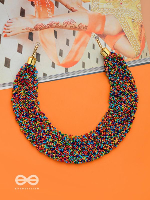 The Beauteous Braided Criss-Cross Beaded Necklace (Multicoloured)