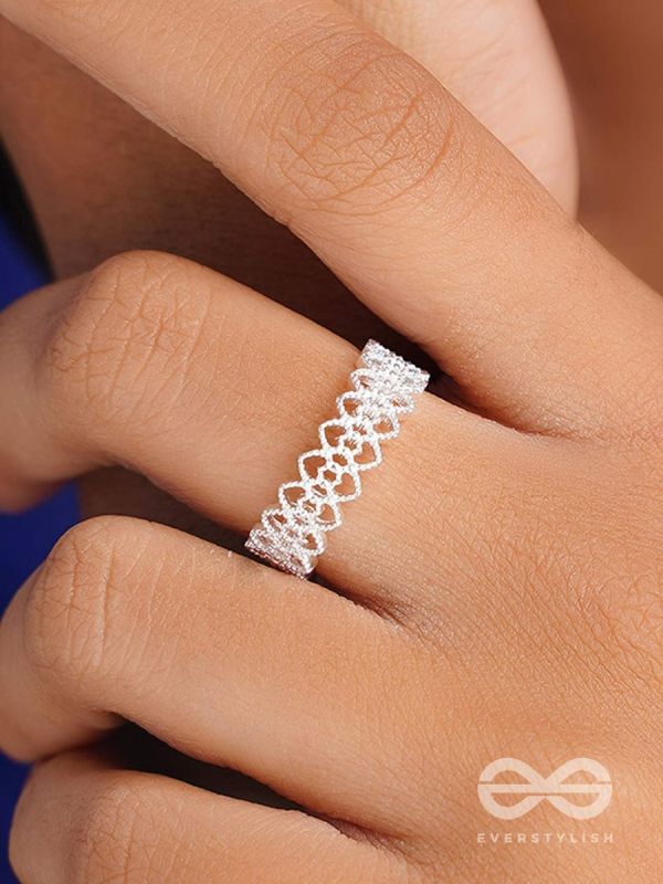 The Intricate Elegance - Adjustable Ring