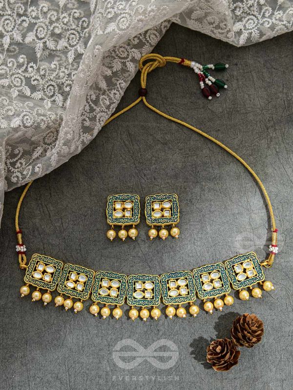 The Windows of Opulence - Set of Statement Choker and Earrings( PINE)