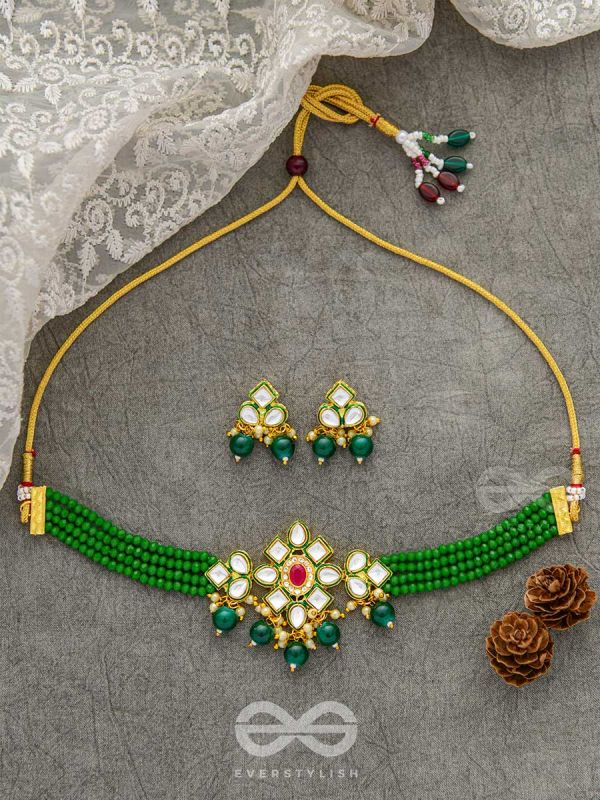 The Magical Mystique - Set of Statement Earrings and Choker (Green)