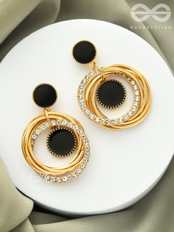 Captivating Concentric Circles- Black and Golden Rhinestones Studded Earrings