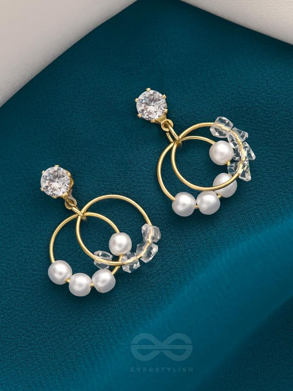 The Constellation of Pearls- Golden Pearl Earrings