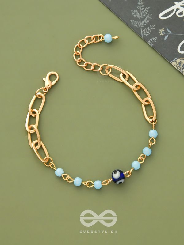 Star of the Show- Evil Eye Stone & Beads Studded Golden Bracelet