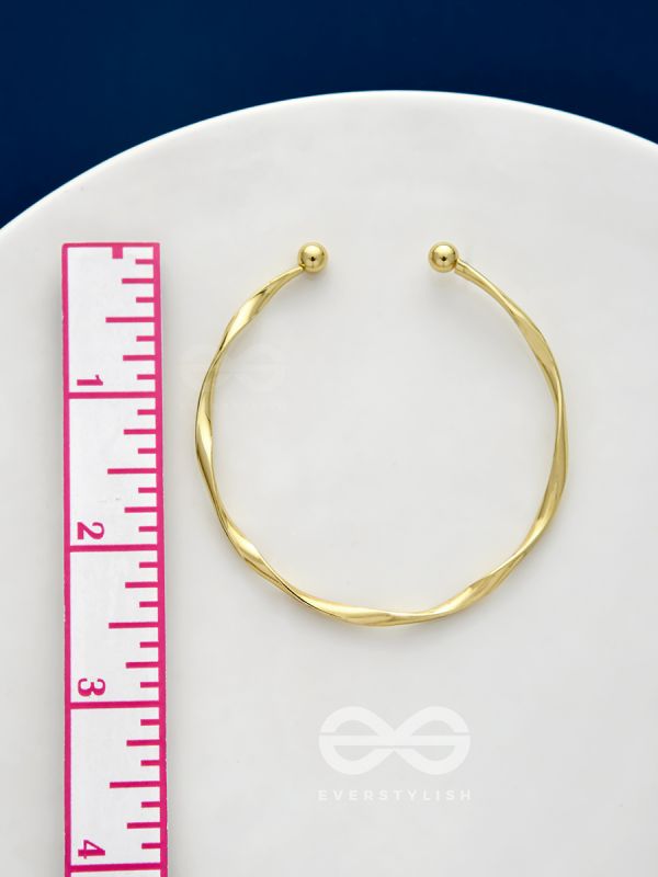 Showroom of 916 gold hallmark everstylish design bracelet | Jewelxy - 167821