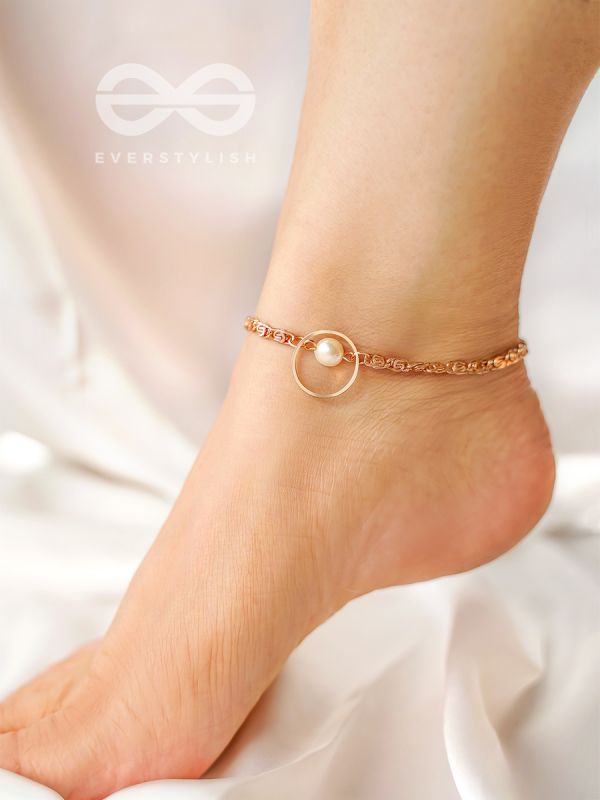 The Moon Ring- Golden Pearl Anklet