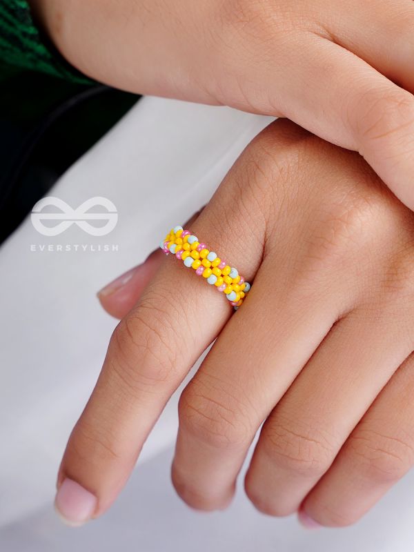 The Sunny Bubbles- Stretchable Colorful Beaded Ring
