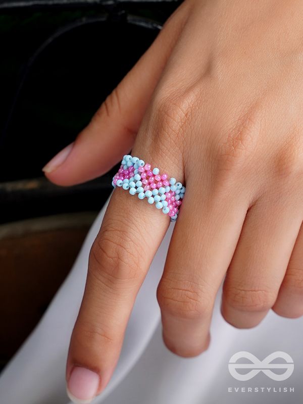 Little Hearts- Stretchable Colorful Beaded Ring