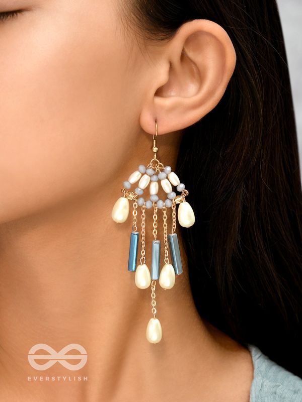 Star Gazing- Golden Pearl Earrings