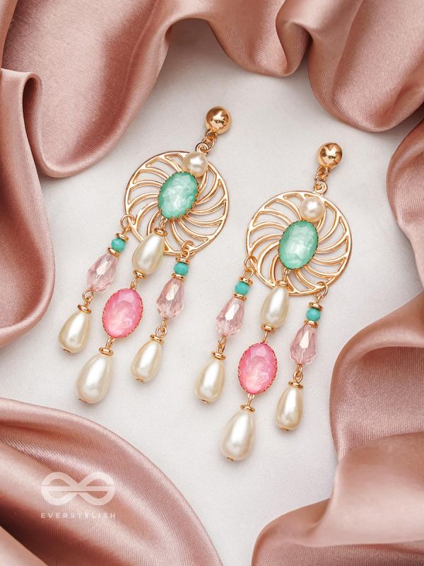The Rainbow Mist- Golden Pearl Earrings