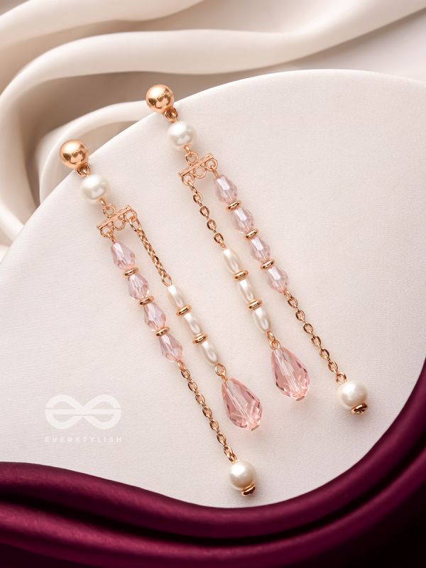 The Lush Grapevine- Golden Pearl Earrings