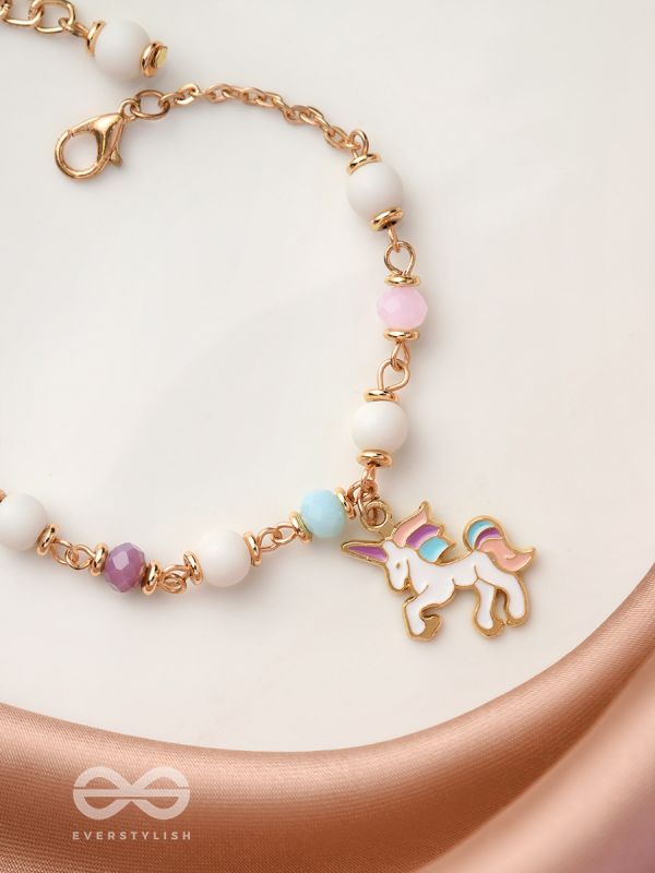 The Mermaid's Kiss- Golden Pearl Bracelet