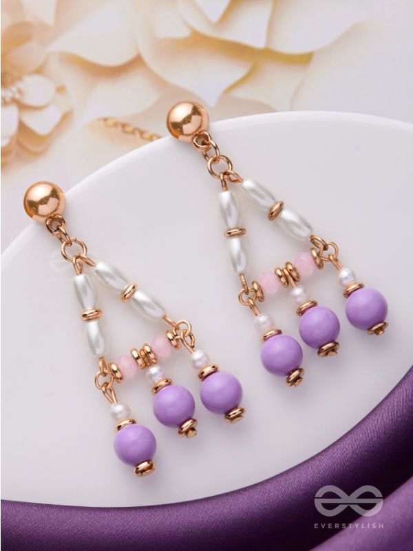 THE ETHEREAL ECHOES - LAVENDER AND WHITE BEADED EARRINGS