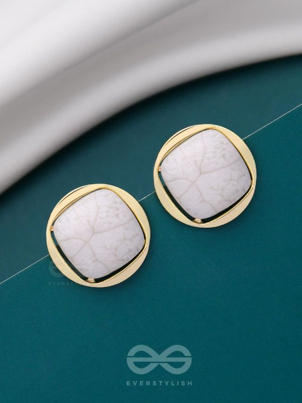 ICE TO SEE YOU - GOLDEN ENAMELLED STUDS (WHITE)